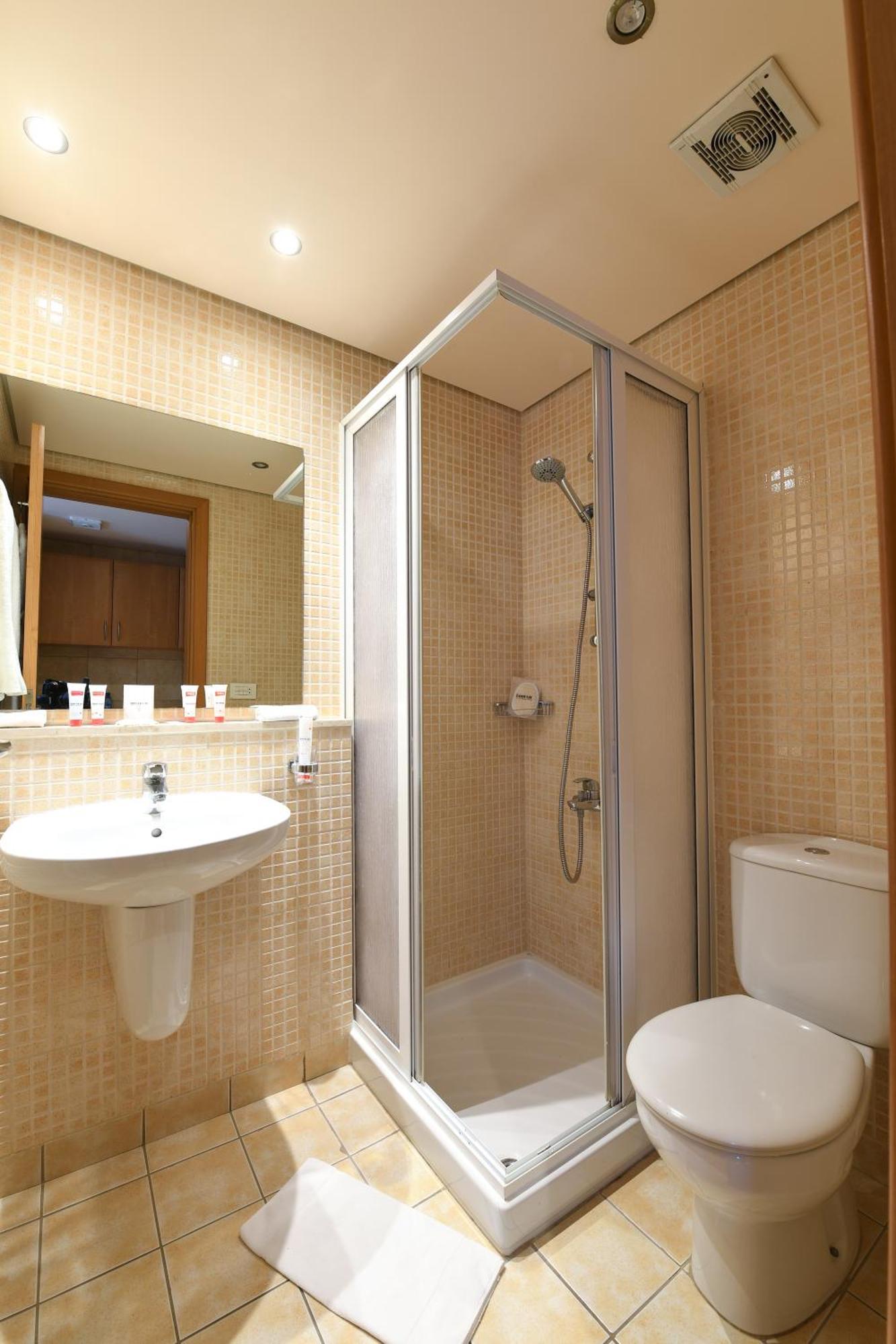 The Smallville Xpress Beirut Ngoại thất bức ảnh