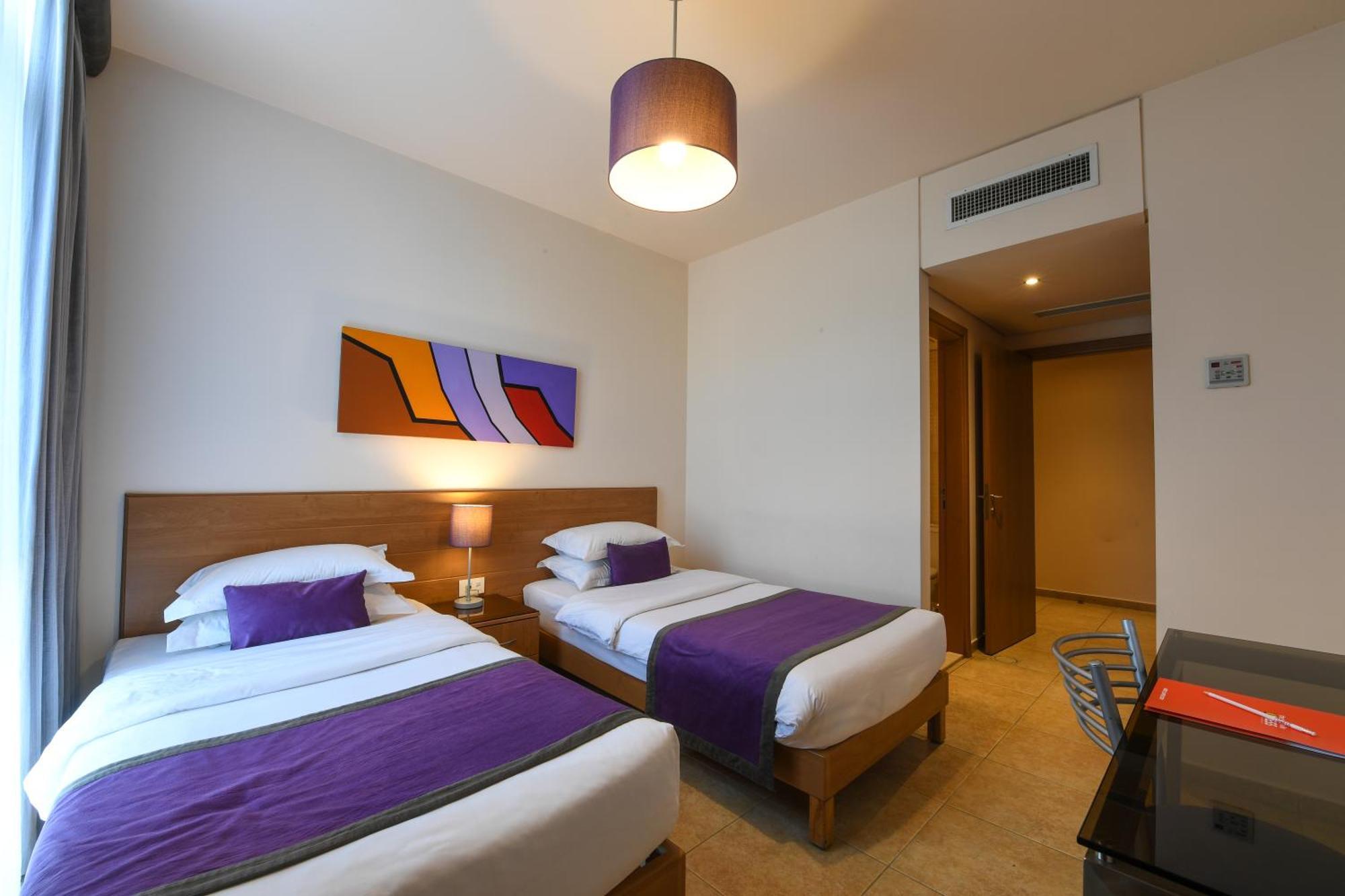 The Smallville Xpress Beirut Ngoại thất bức ảnh