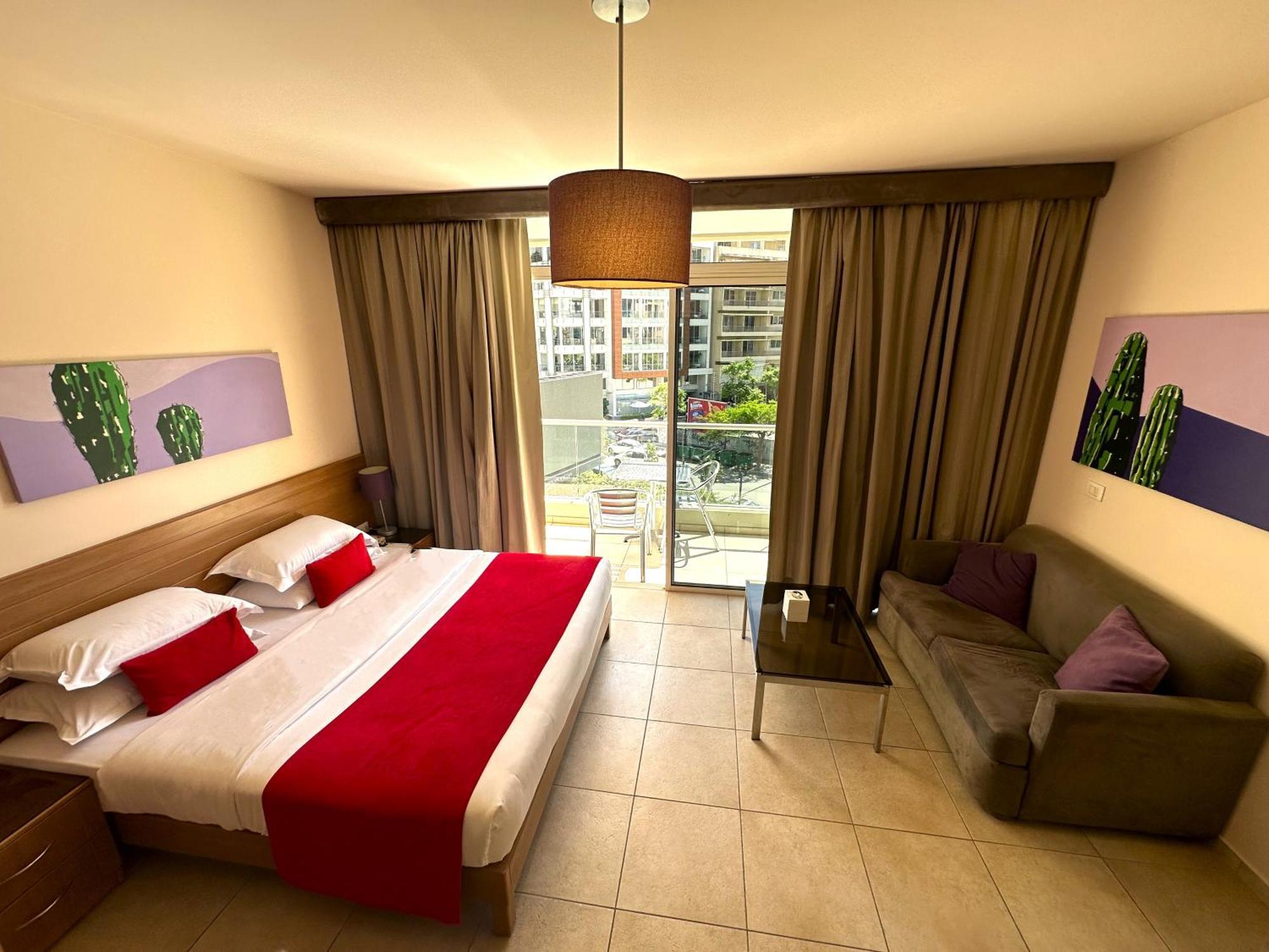 The Smallville Xpress Beirut Ngoại thất bức ảnh