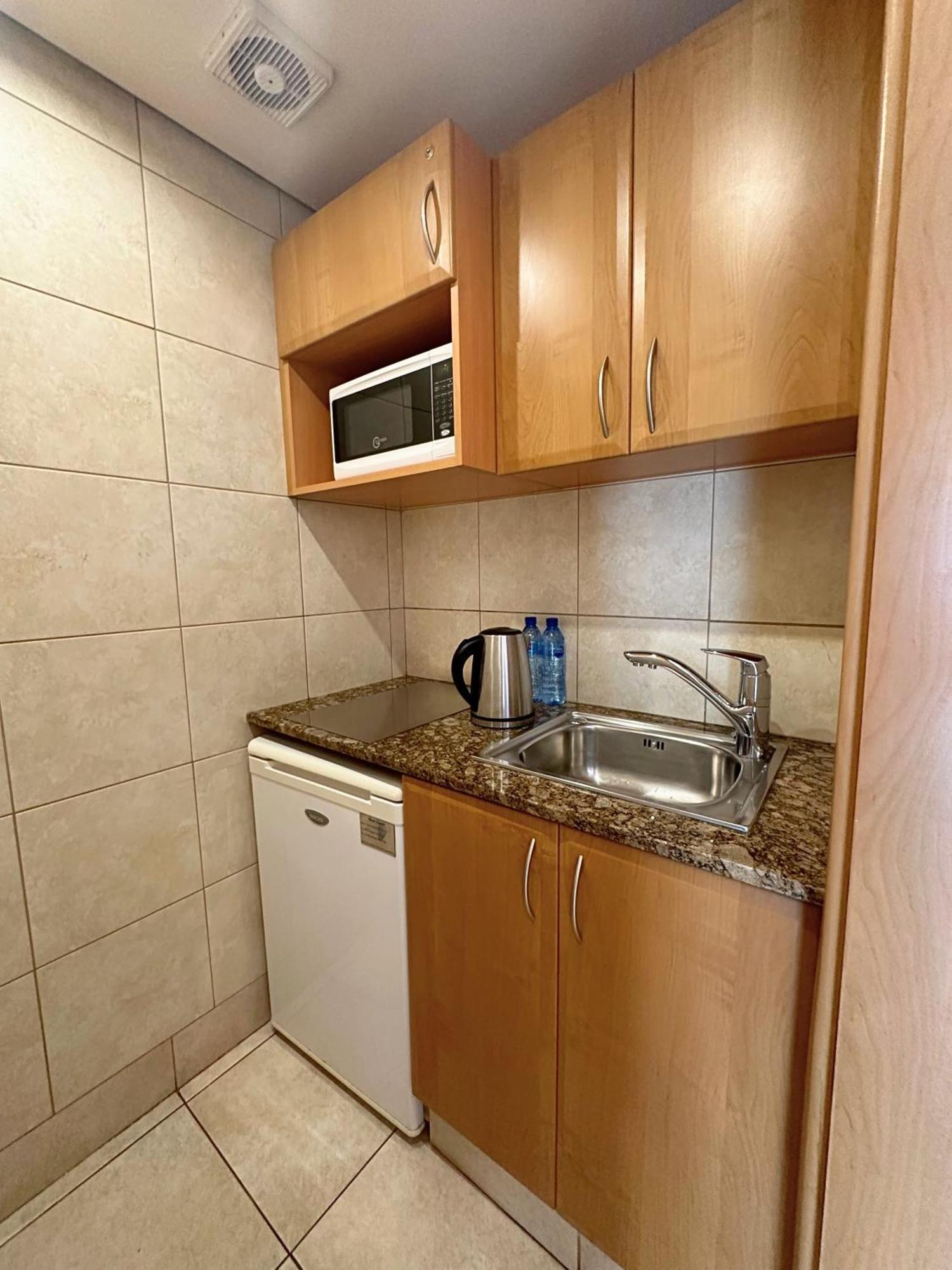 The Smallville Xpress Beirut Ngoại thất bức ảnh