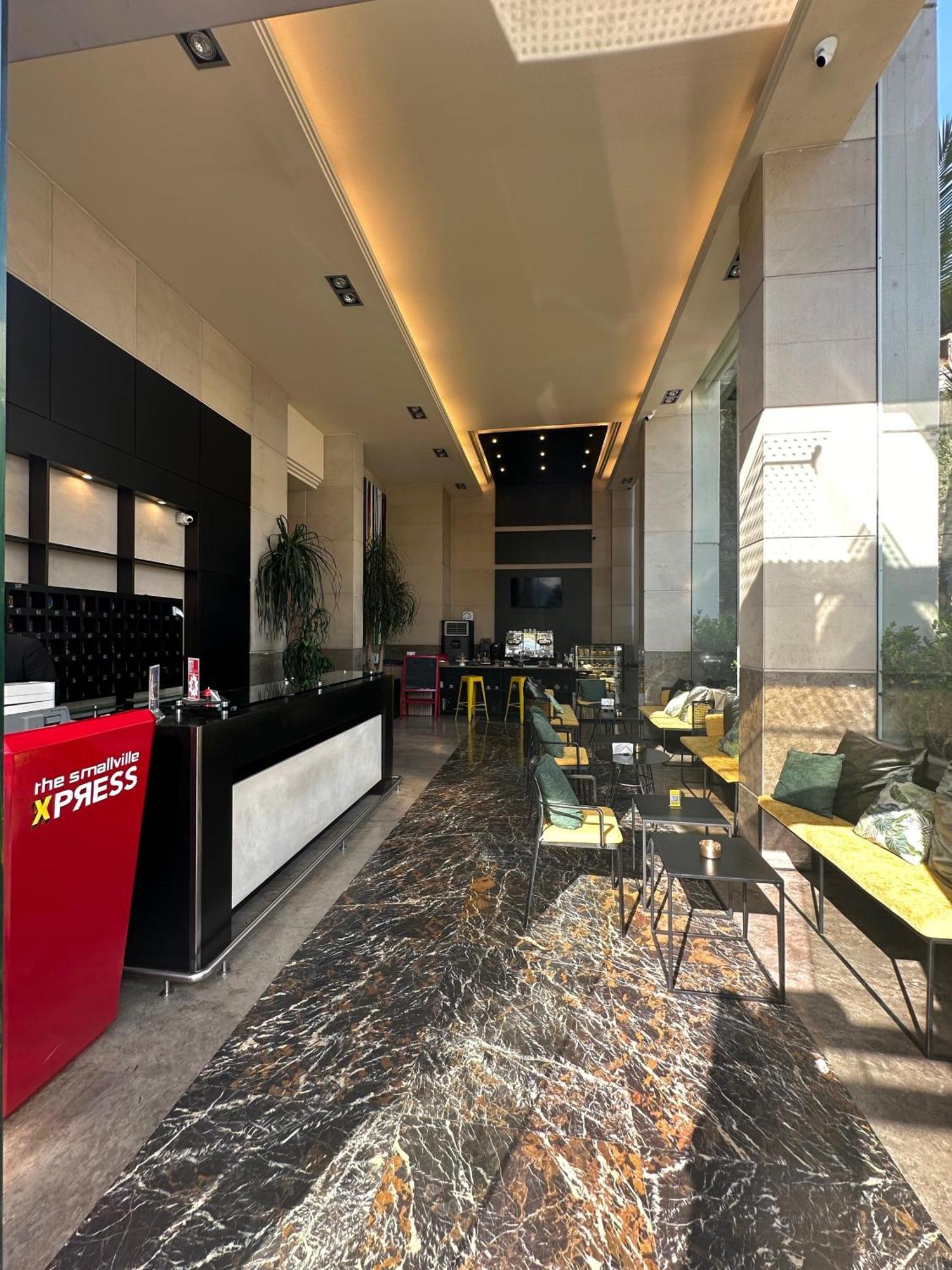 The Smallville Xpress Beirut Ngoại thất bức ảnh